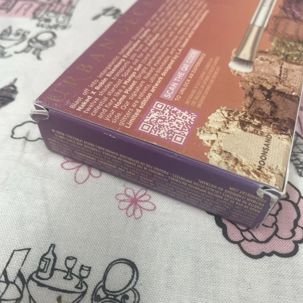Urban Decay x Robin Eisenberg Naked‎ Eyeshadow Palette